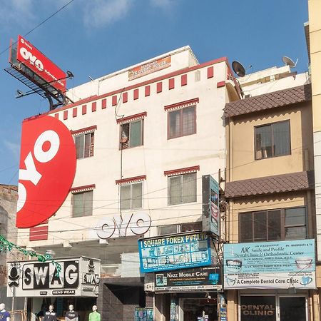 Capital O Admire Suit Hospitality Chennai Ngoại thất bức ảnh