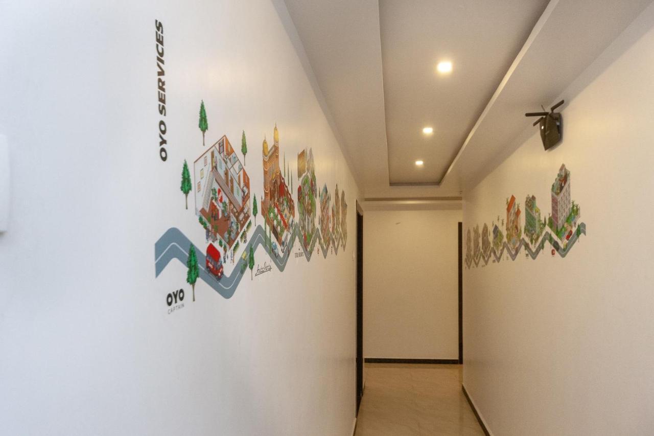 Capital O Admire Suit Hospitality Chennai Ngoại thất bức ảnh