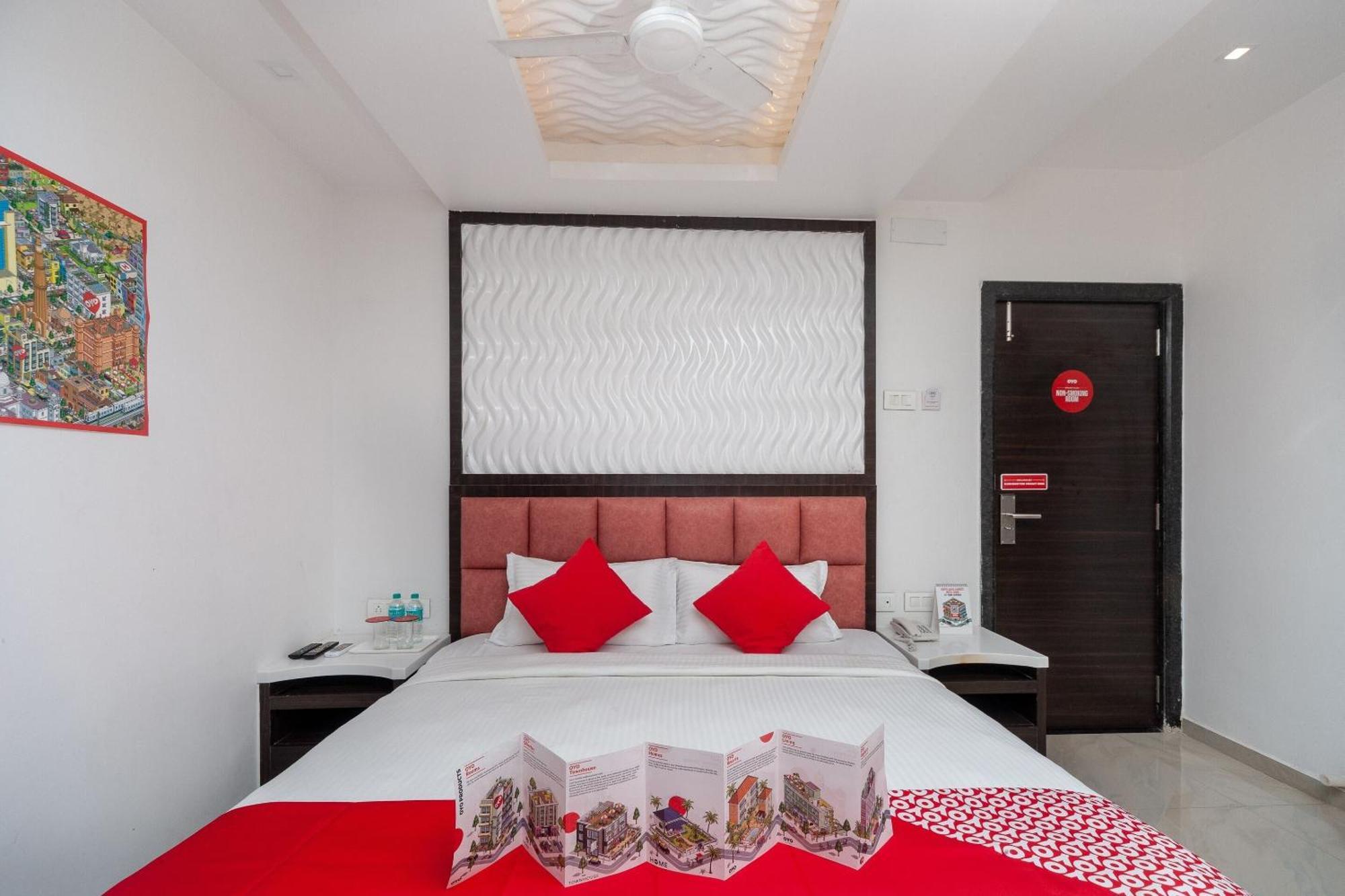 Capital O Admire Suit Hospitality Chennai Ngoại thất bức ảnh