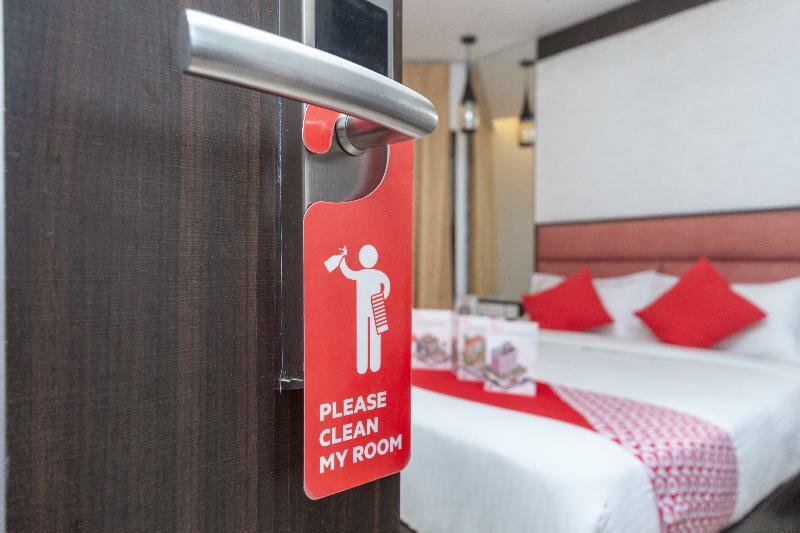 Capital O Admire Suit Hospitality Chennai Ngoại thất bức ảnh